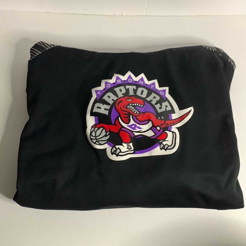 Hardwood Classics Majestic Toronto Raptors Mens small hoodie